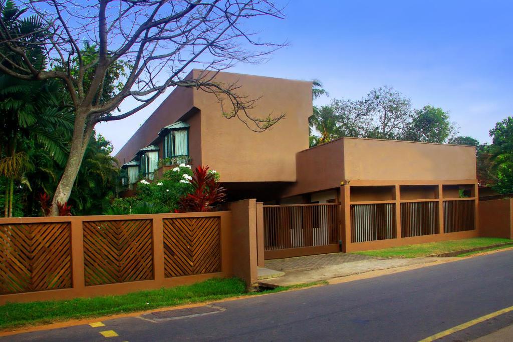Lodge 19 Negombo Exterior photo