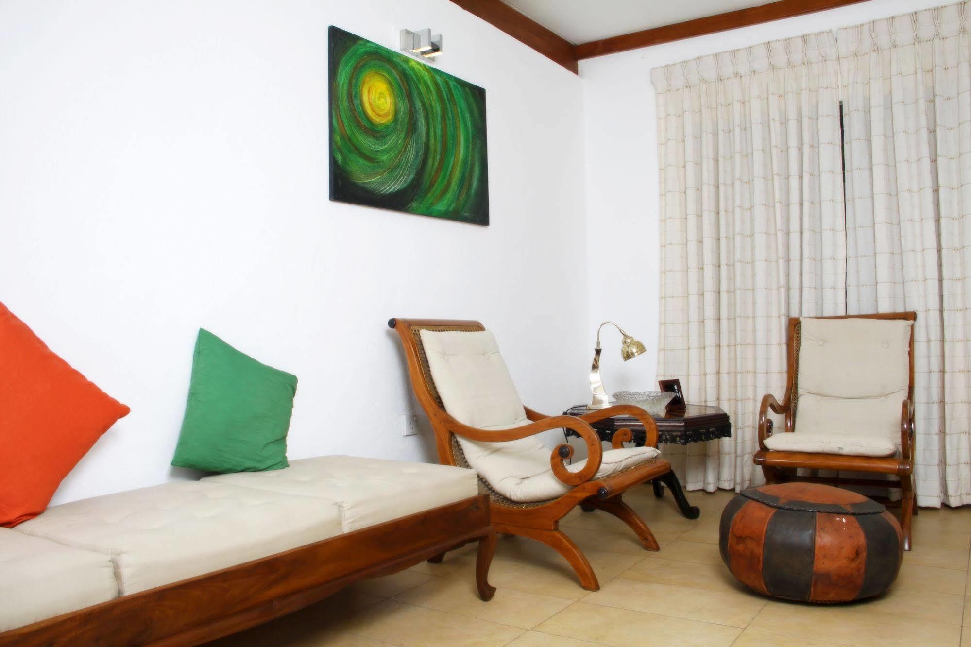 Lodge 19 Negombo Exterior photo